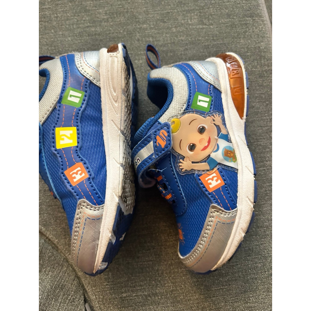 Cocomelon JJ light up sneakers size 8 toddler w box - Picture 7 of 10
